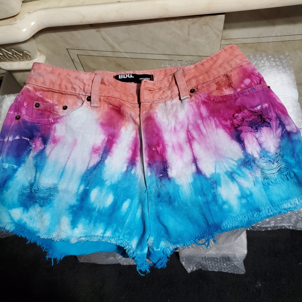 Stone wash shorts